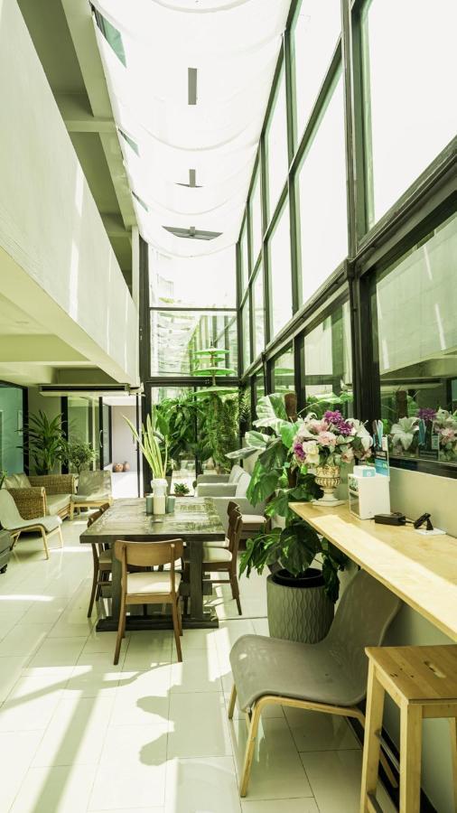 Roomquest Don Mueang Airport מלון בנגקוק